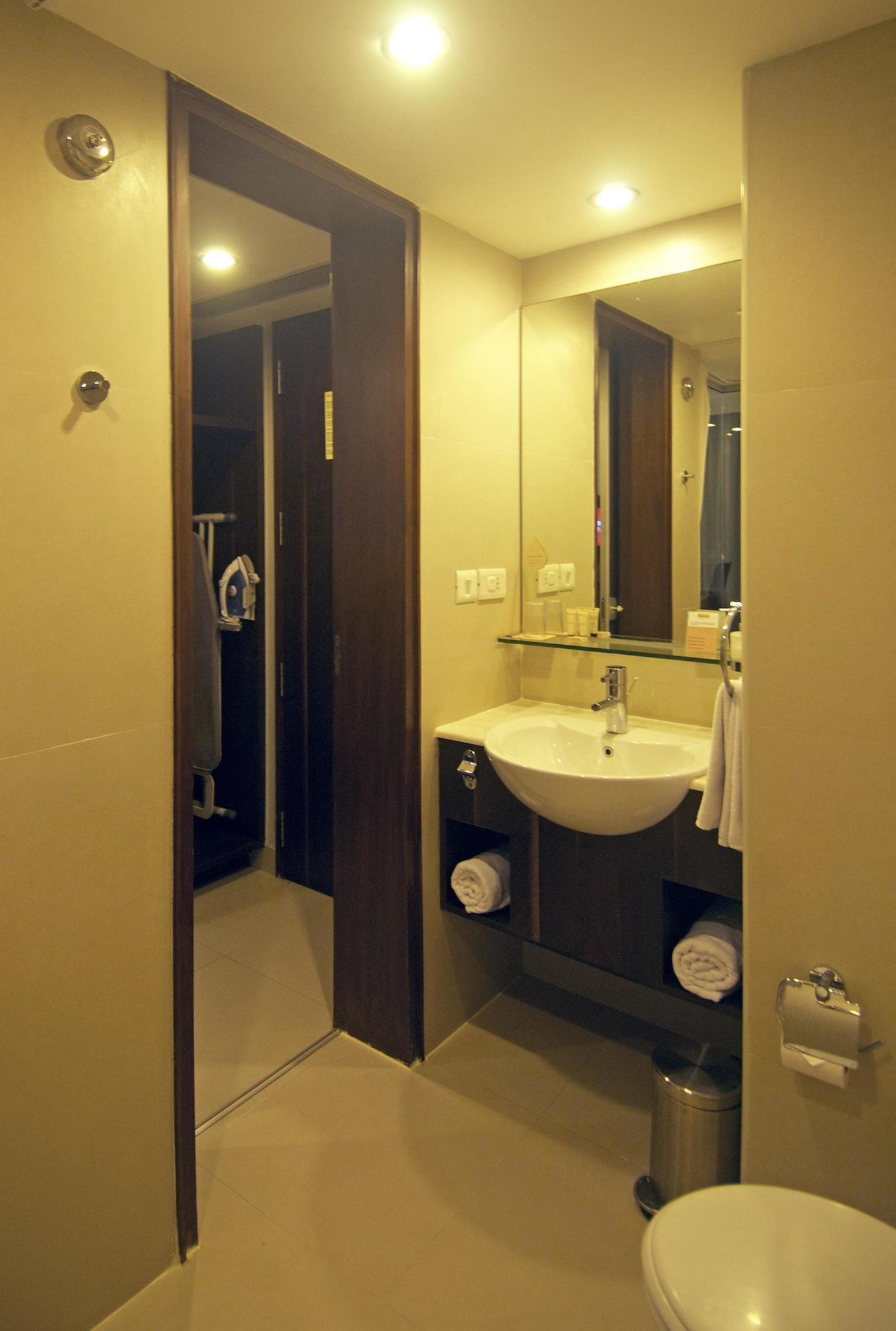 Keys Prima By Lemon Tree Hotels, Pimpri, Pune Ngoại thất bức ảnh