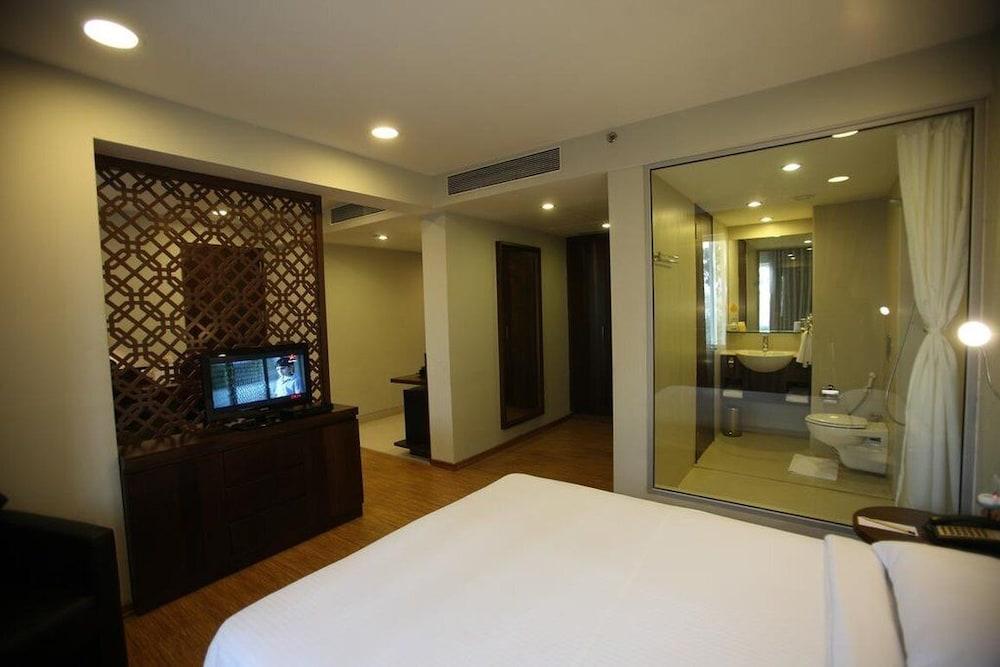 Keys Prima By Lemon Tree Hotels, Pimpri, Pune Ngoại thất bức ảnh