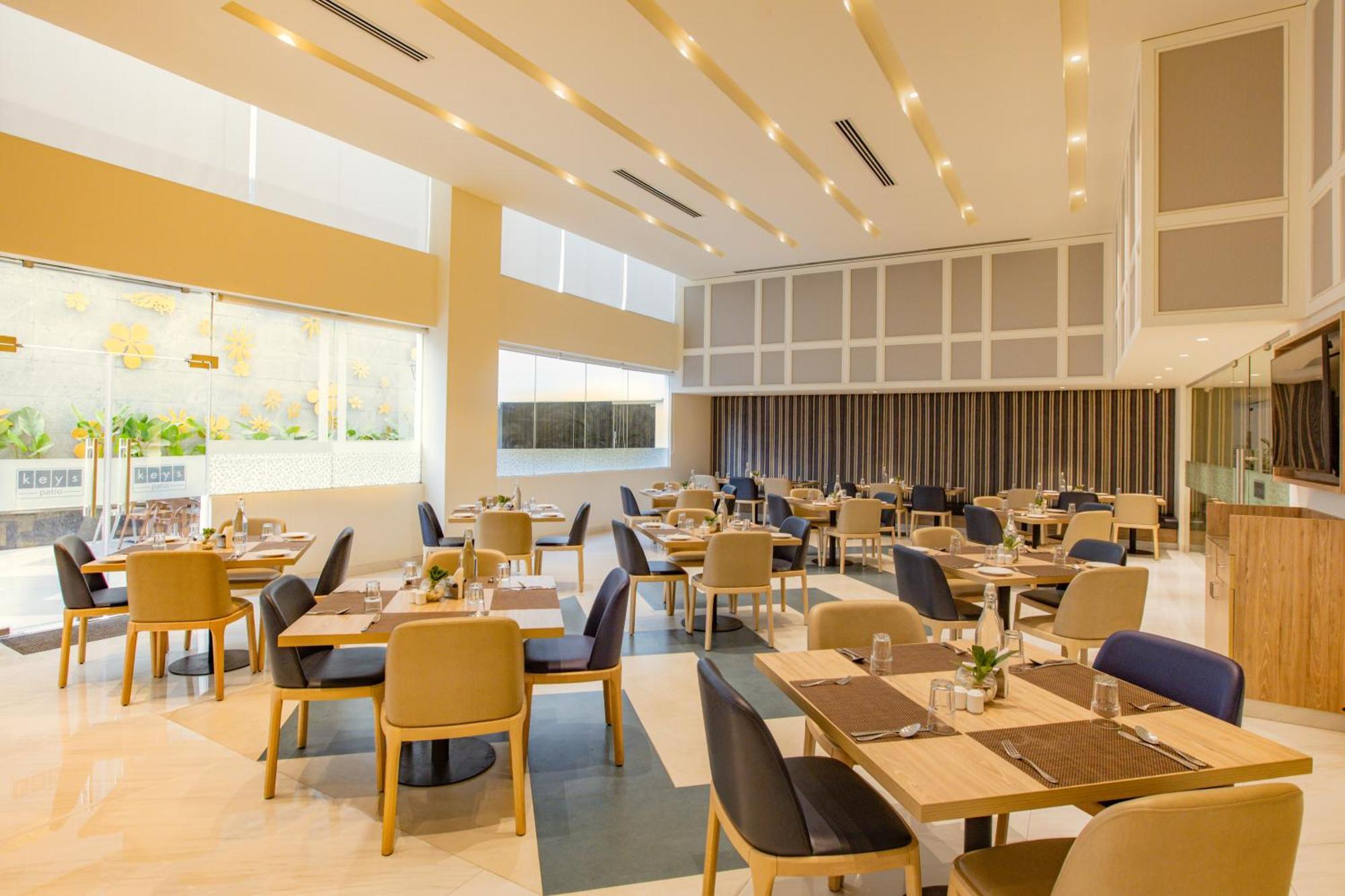 Keys Prima By Lemon Tree Hotels, Pimpri, Pune Ngoại thất bức ảnh